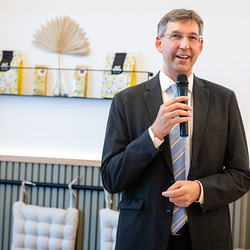 Eröffnung Mamas Cafe / Erzdiözese Wien/ Schönlaub, Stephan Schönlaub